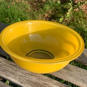 Yellow Pyrex Bowl